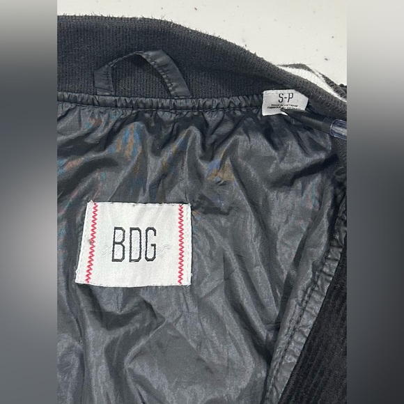 Urban Outfitters BDG Black Embroidered Corduroy Torrence Varsity‎ Jacket Sz SP - Picture 6 of 11